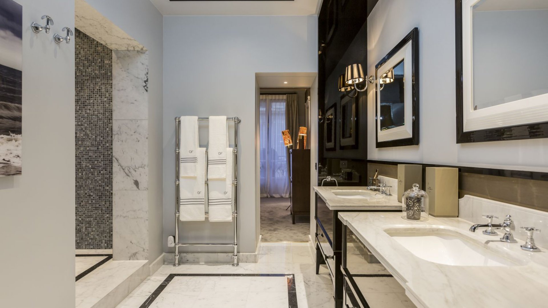 Bistrot de Paris - 13